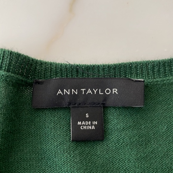 Ann Taylor green cardigan - Picture 2 of 3